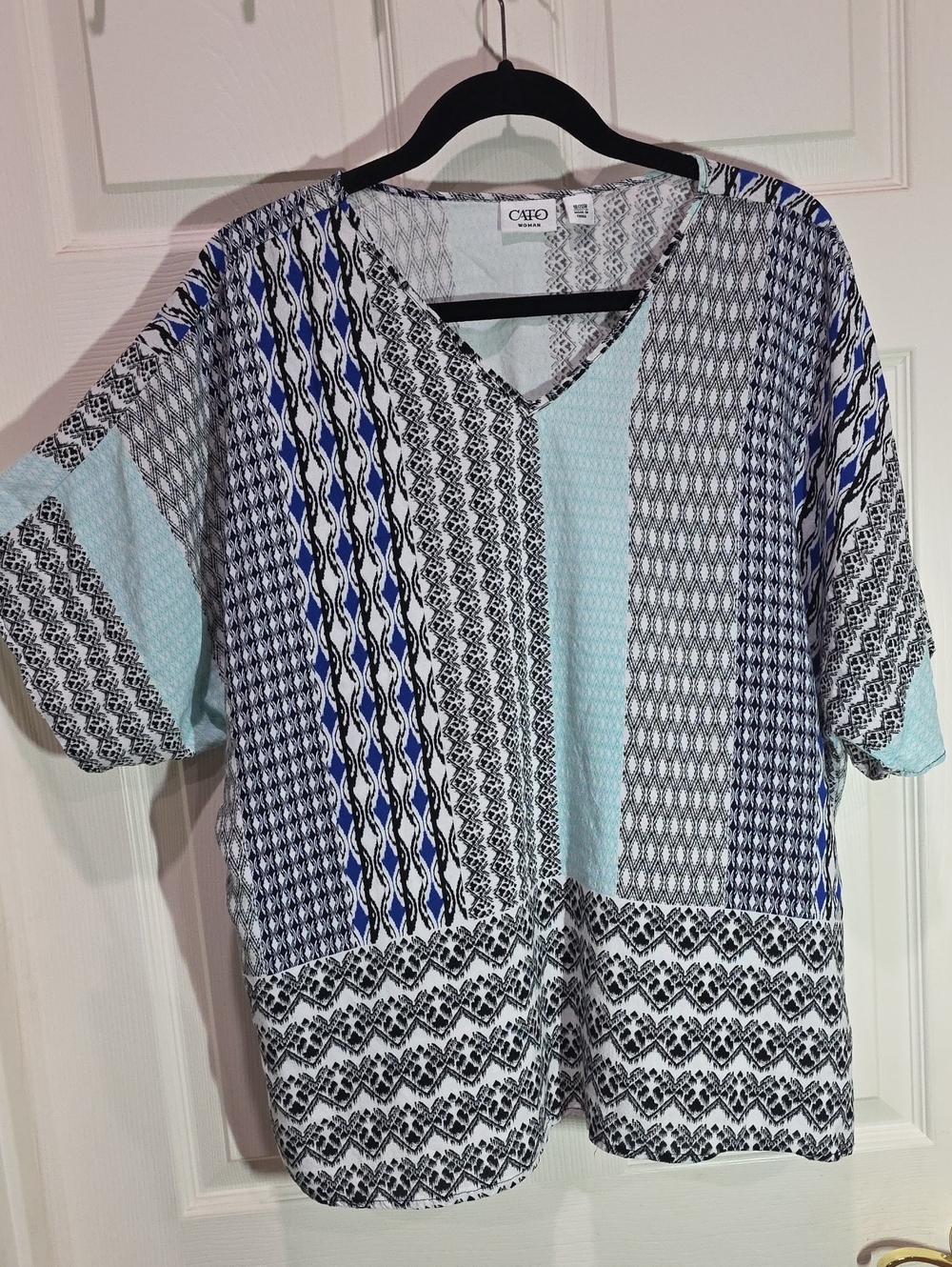 Cato Blue Black and White Mixed-Print V-Neck Tunic